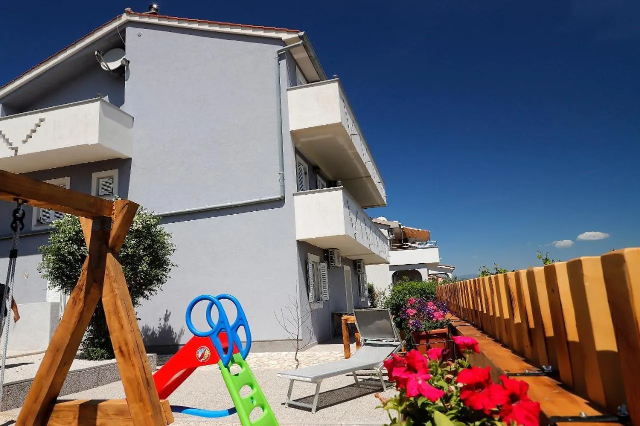L&R Apartmani Vrh  Apartment
