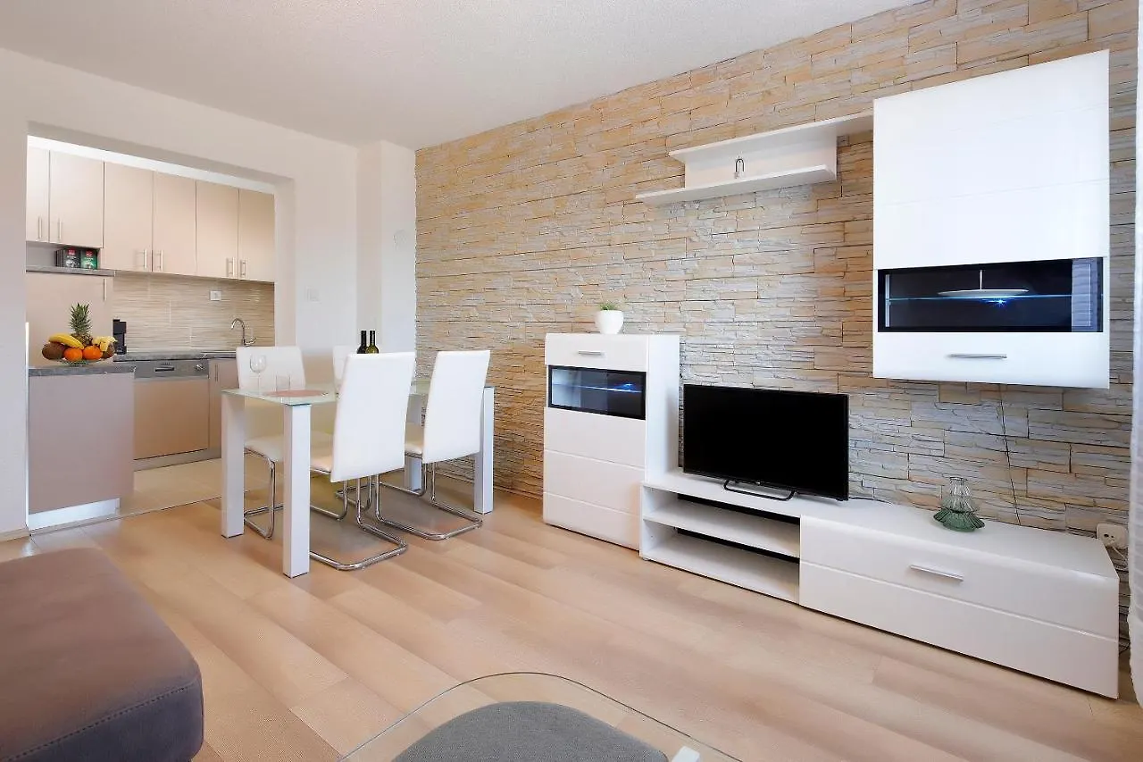L&R Apartmani Vrh  0*, Vrh (Krk)