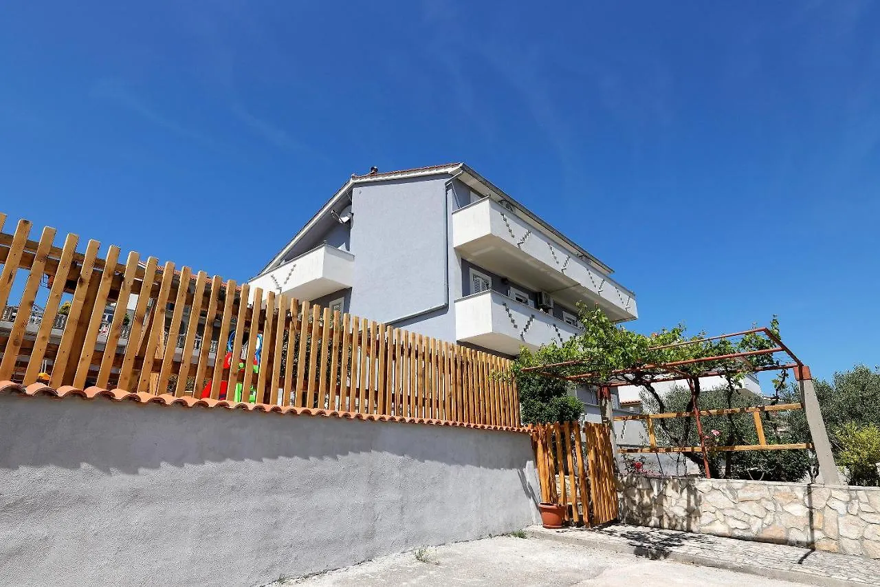 L&R Apartmani Vrh  Horvátország